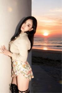 631090219: Chica busca chico en Barcelona