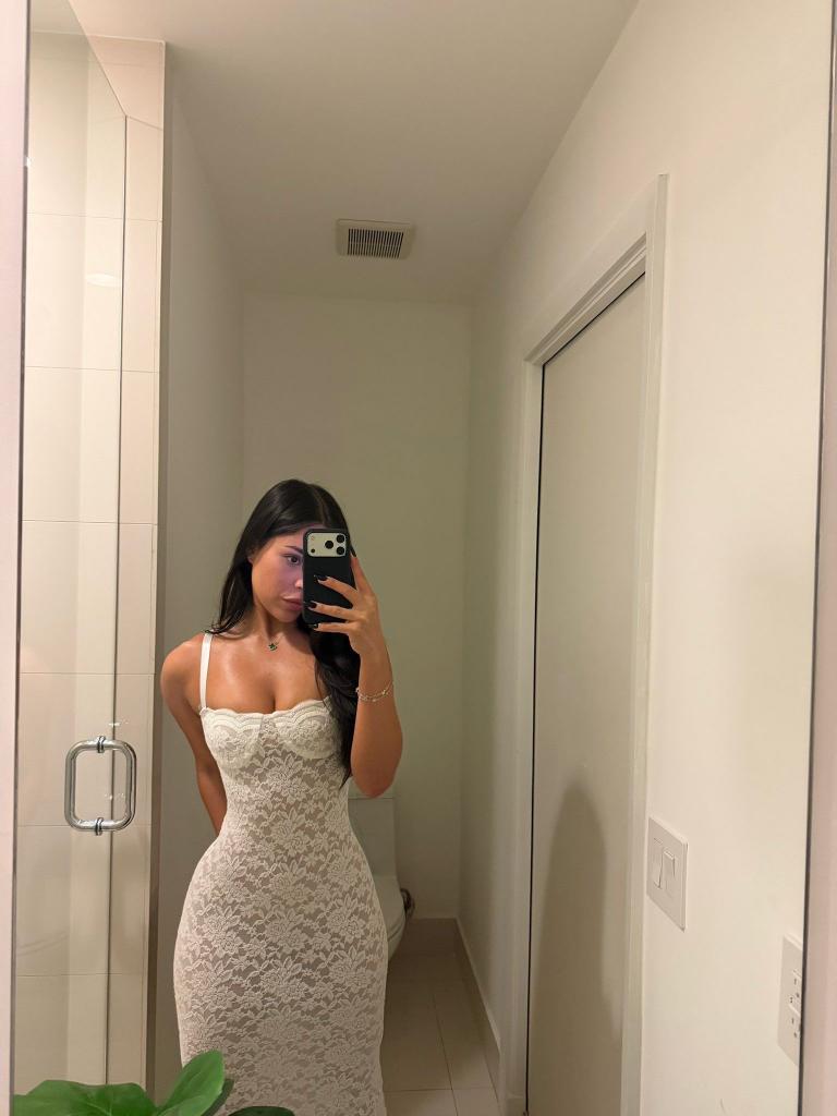 Chica busca chico en Jaén: 