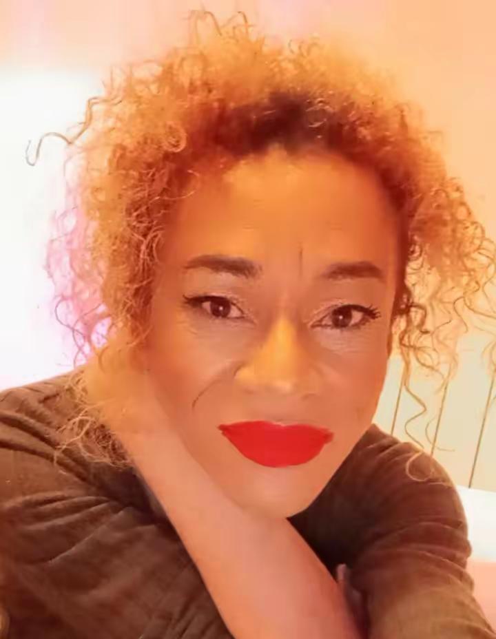 692283712: Travesti en La Coruña