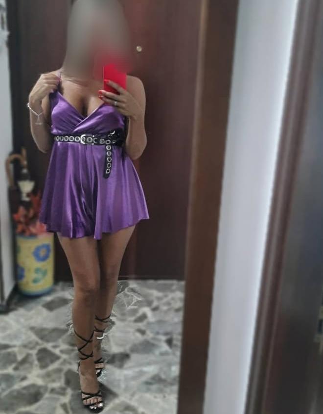 Chica busca chico en Sevilla: 