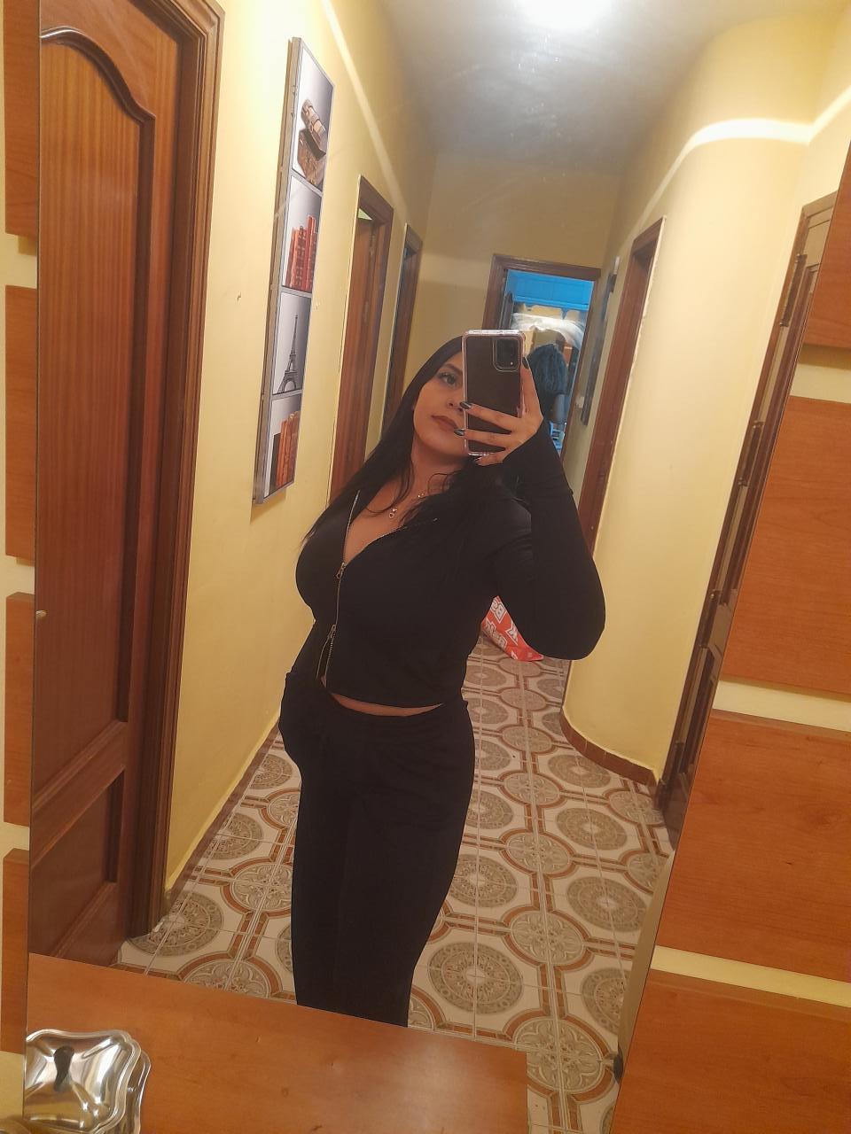 Chica busca chico en Granada: 