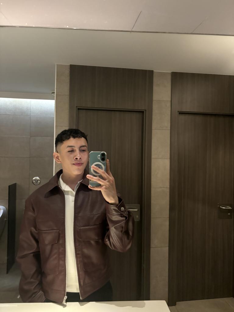 691643244: Chico busca chica en Valencia