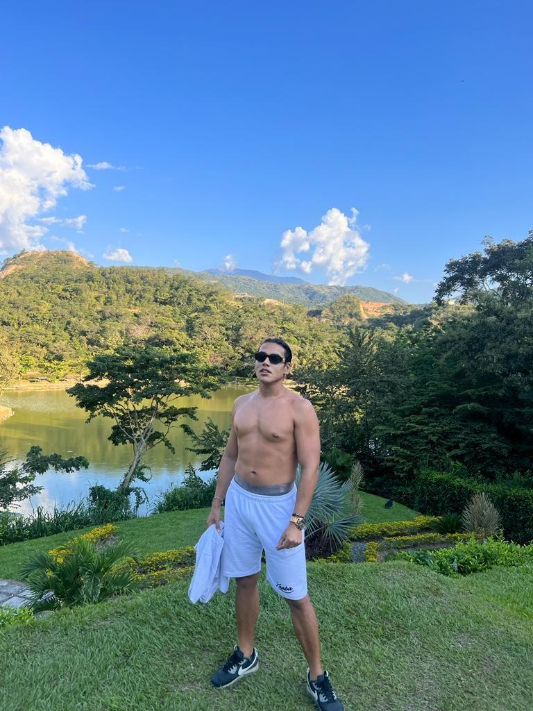 Chico busca chica en Zaragoza: 