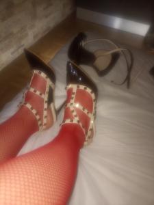 675968439: Chica busca chico en Madrid