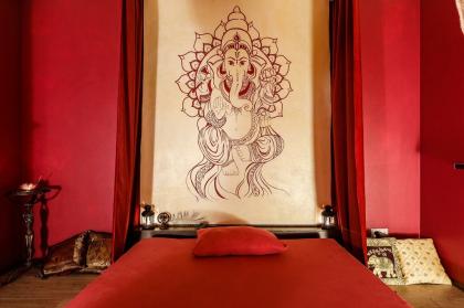 610170584: Chica busca chico en Madrid