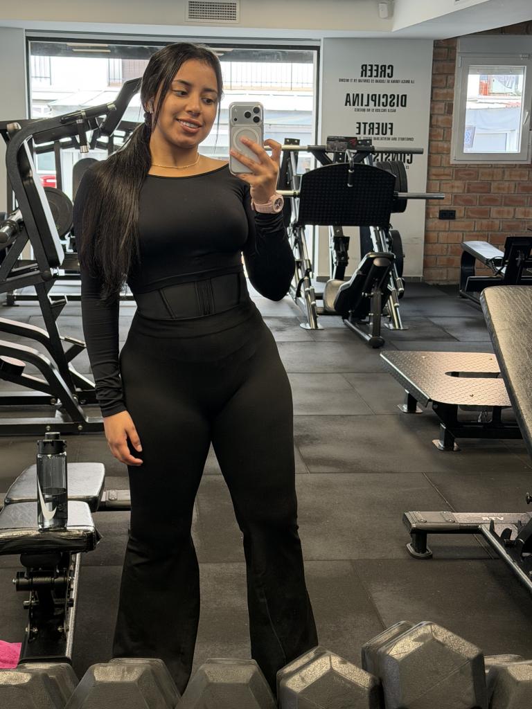 Chica busca chico en Granada: 