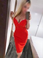 686480638: Chica busca chico en Barcelona