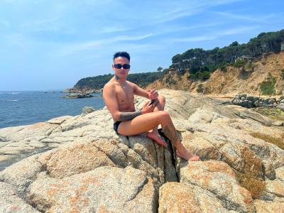 Chico busca chica en Barcelona: 