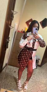 606625770: Chica busca chico en Pontevedra