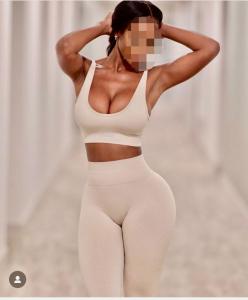 633152979: Chica busca chico en La Coruña