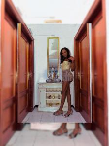 664707909: Transexual en Sevilla