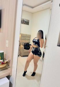 613737559: Chica busca chico en Navarra