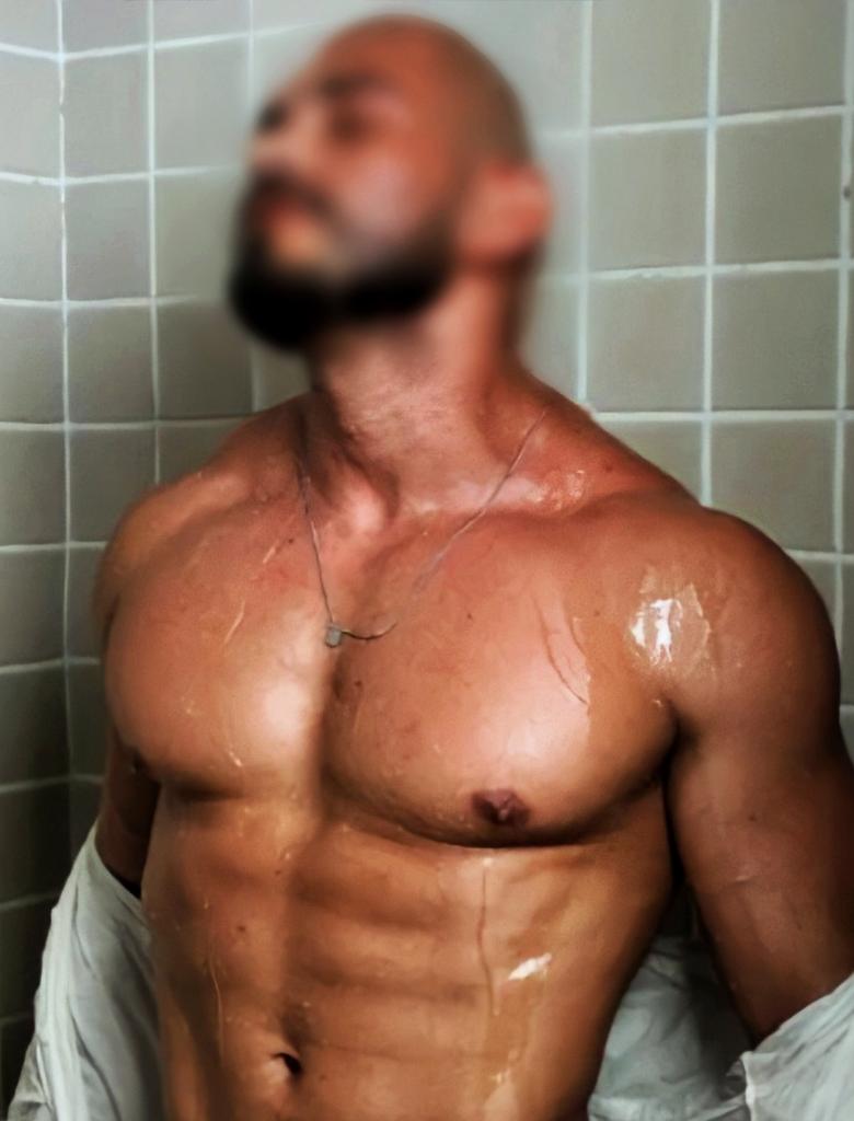 617463565: Chico busca chica en Sevilla