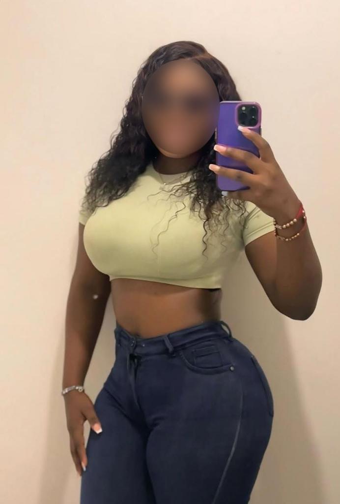 604206429: Chica busca chico en Tenerife