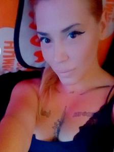 612541221: Chica busca chico en Ibiza