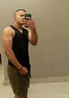 604244939: Chico busca chica en Sevilla