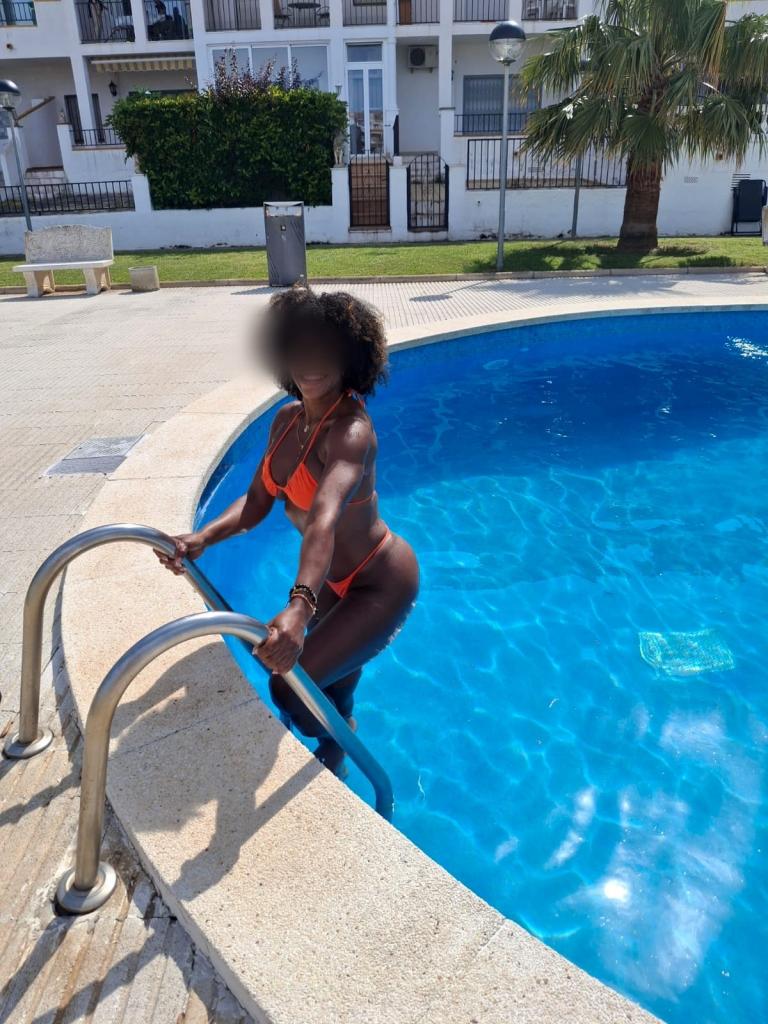 Chica busca chico en Orense: 