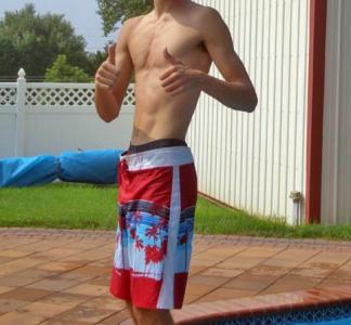 Chico busca chica en Sevilla: 