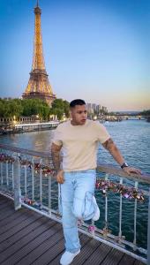 Chico busca chica en Burgos: 