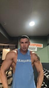 Chico busca chica en Málaga: 