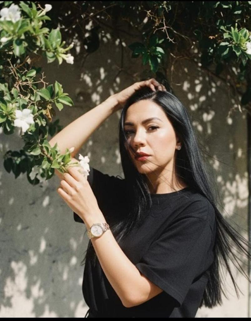 Chica busca chico en Murcia: Chica busca chico