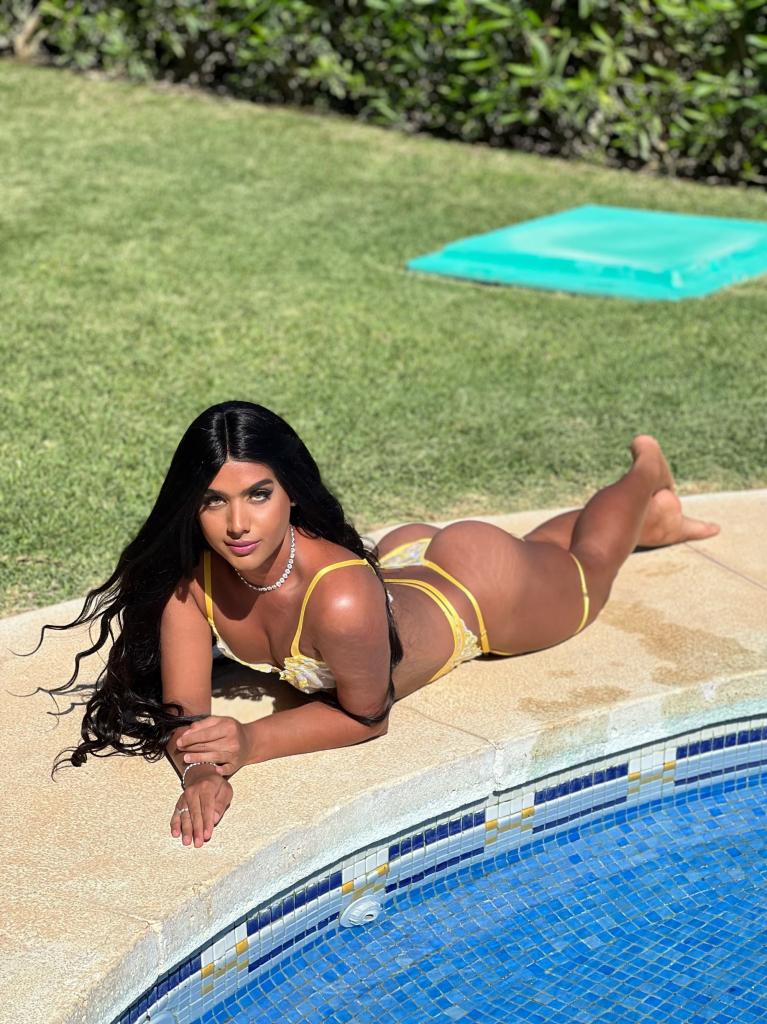 Transexual en Cádiz: Transexuales y Travestis