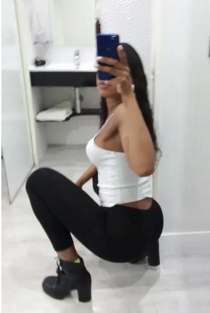 Chica busca chico en Pontevedra: Chica busca chico