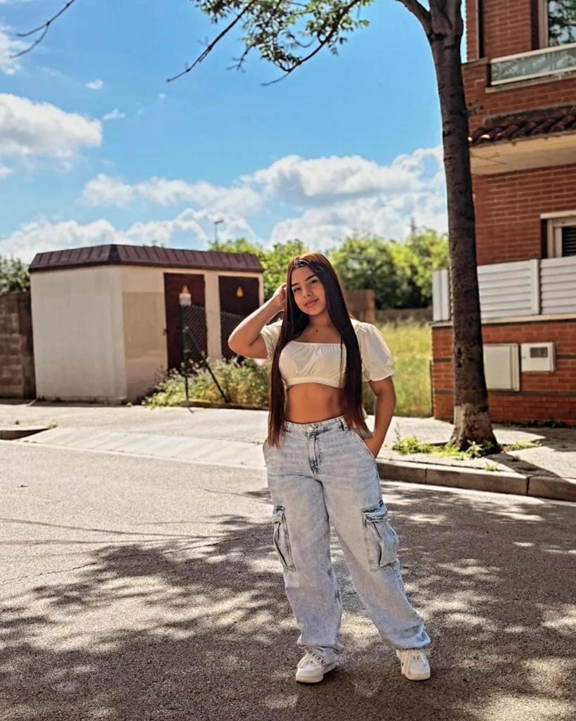 Chica busca chico en Valencia: Chica busca chico