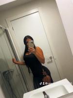 637977154: Chica busca chico en Valencia