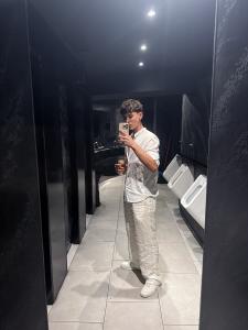 Chico busca chica en Madrid: 