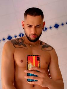 604169691: Chico busca chica en Barcelona