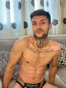 Chico busca chica en Mallorca: 