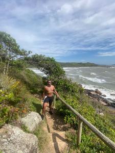Chico busca chica en Lérida: 