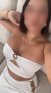 695834560: Chica busca chico en Barcelona