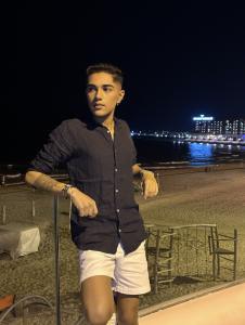 603789080: Chico busca chica en Madrid