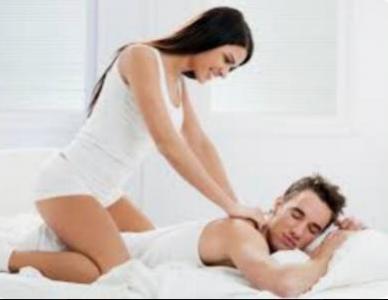 642040050: Chica busca chico en Barcelona