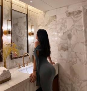 Chica busca chico en Almería: 