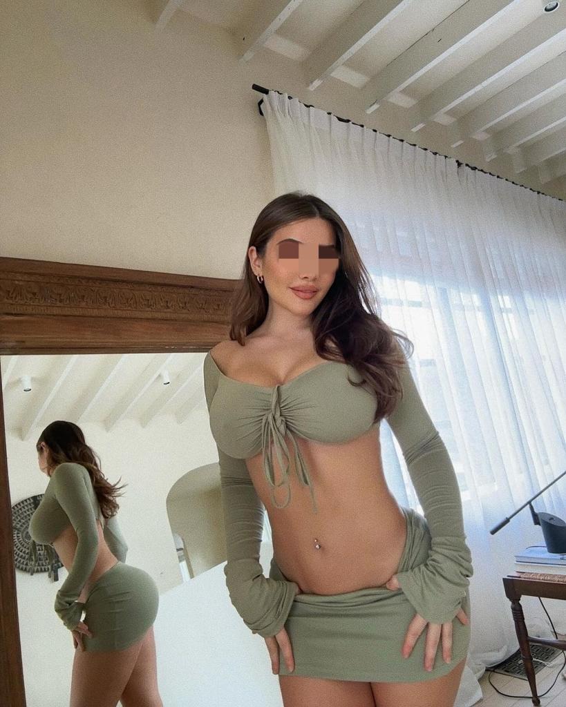 653099696: Chica busca chico en Barcelona