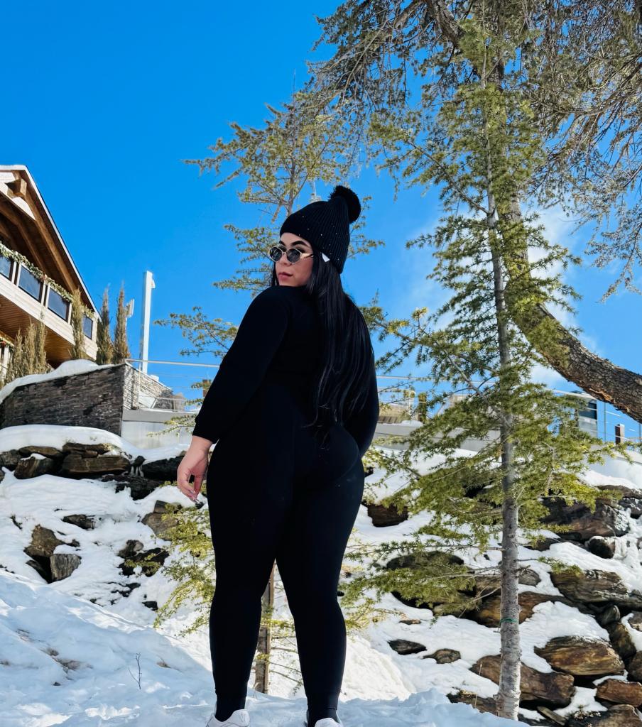 614985370: Chica busca chico en Barcelona