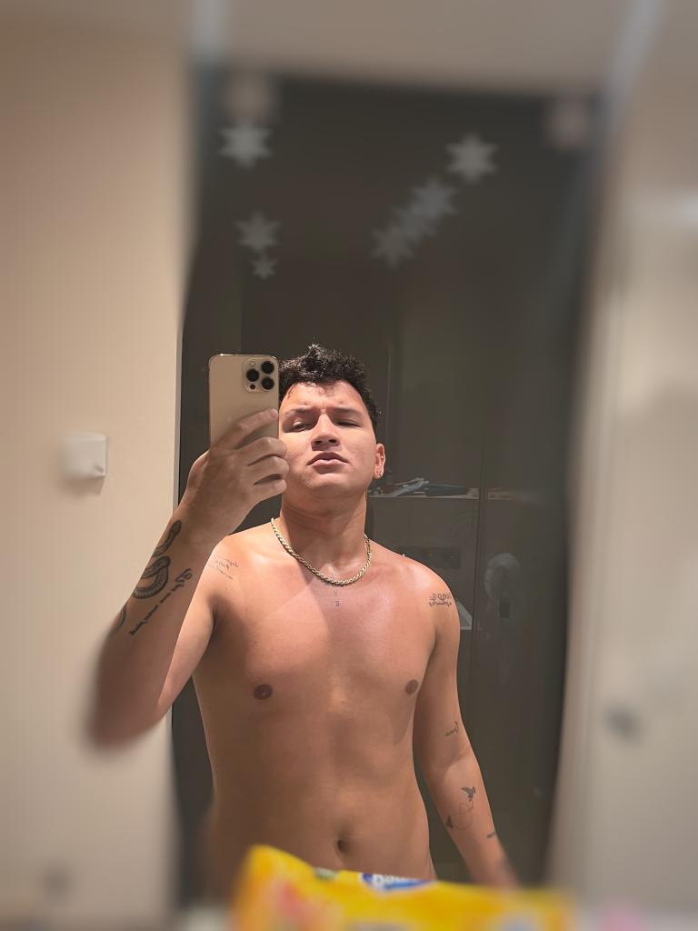 Chico busca chica en Pontevedra: 