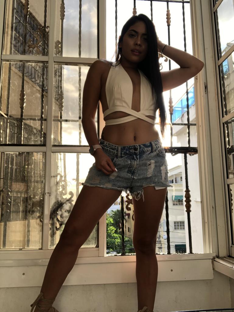 613347926: Chica busca chico en Navarra