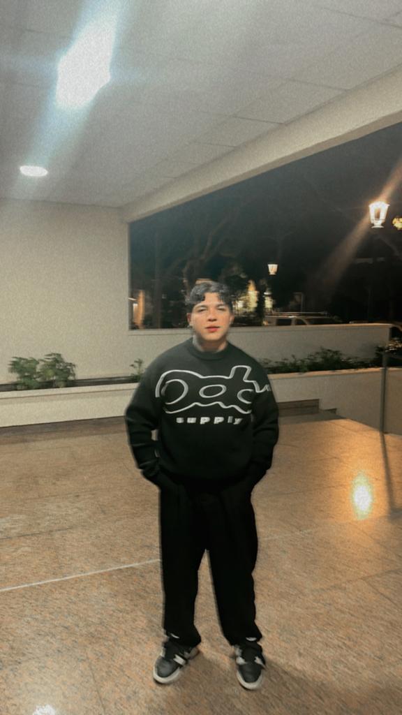 Chico busca chica en Málaga: 