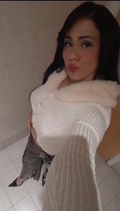 614560183: Chica busca chico en Almería