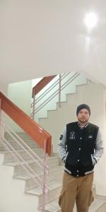 614188638: Chico busca chica en Barcelona