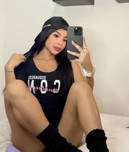 742024792: Chica busca chico en La Coruña