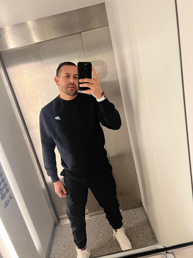 612553224: Chico busca chica en Granada