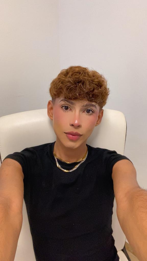 Chico busca chica en Málaga: 