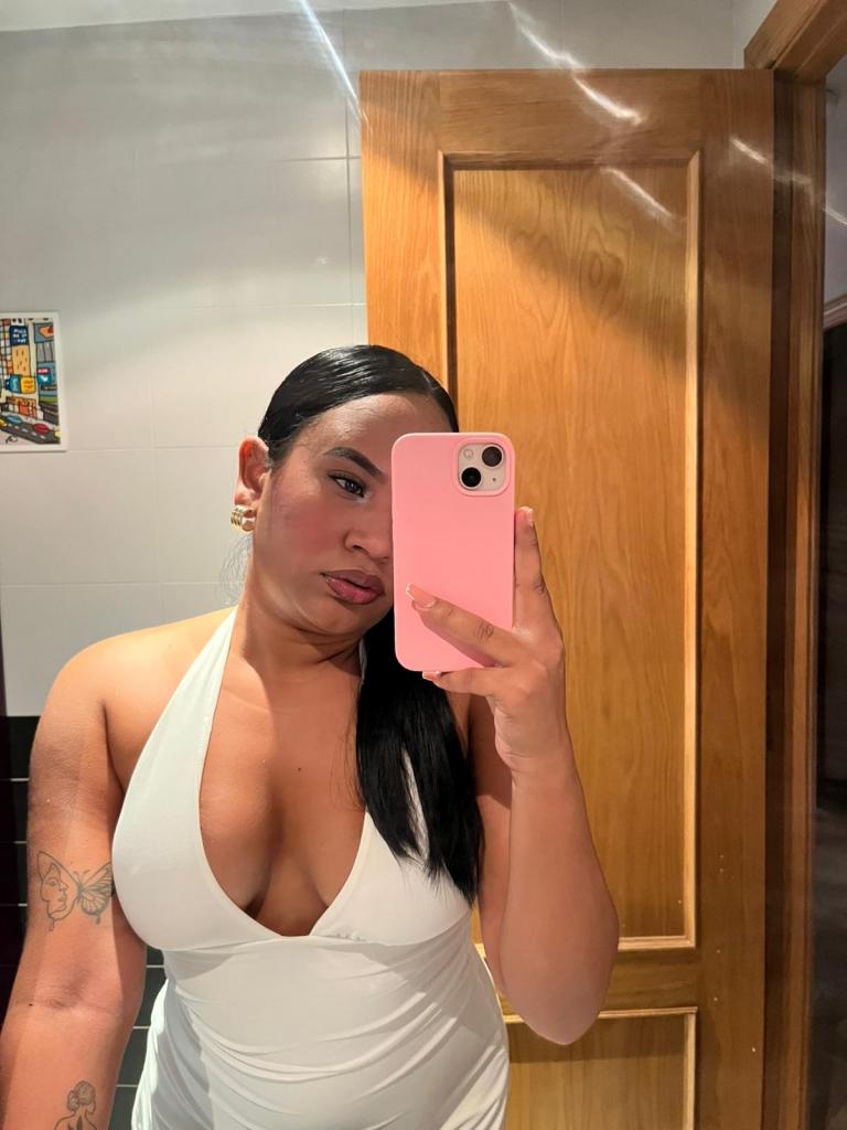 637952355: Chica busca chico en Málaga