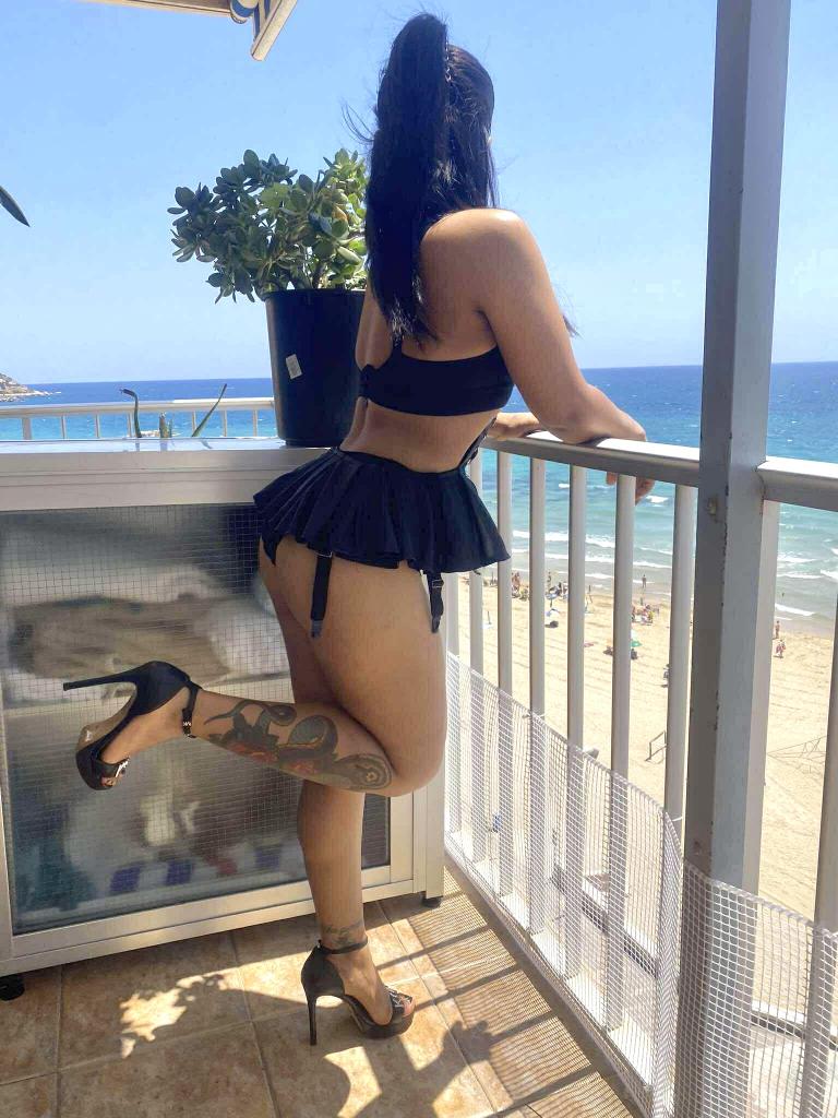 Chica busca chico en Alicante: 