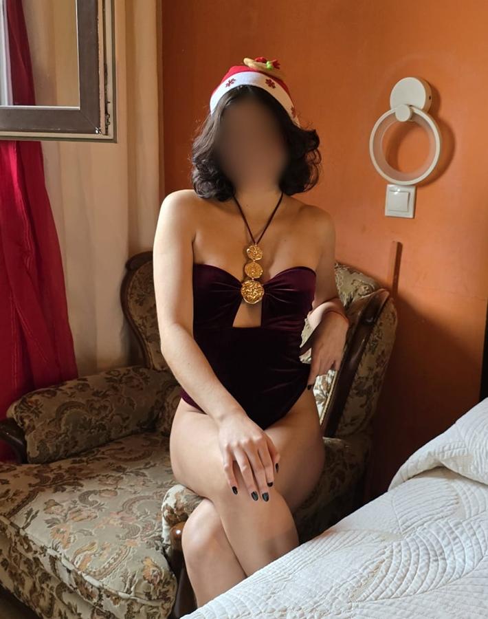 613392722: Chica busca chico en Madrid